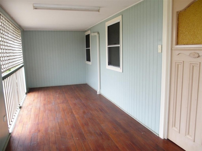 17 Boonery Street, Blackwater QLD 4717