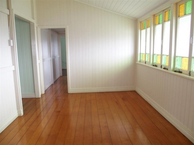 17 Boonery Street, Blackwater QLD 4717