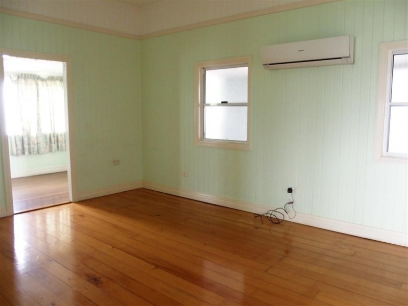 17 Boonery Street, Blackwater QLD 4717