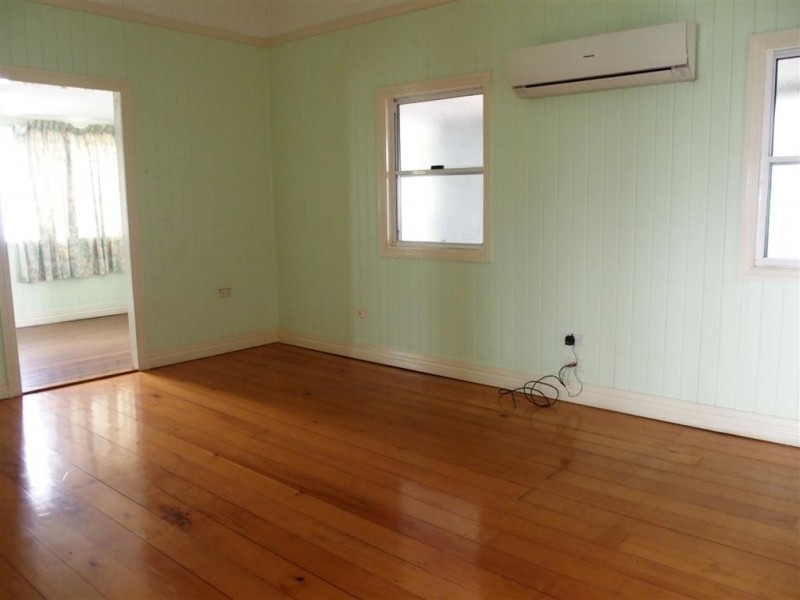 17 Boonery Street, Blackwater QLD 4717