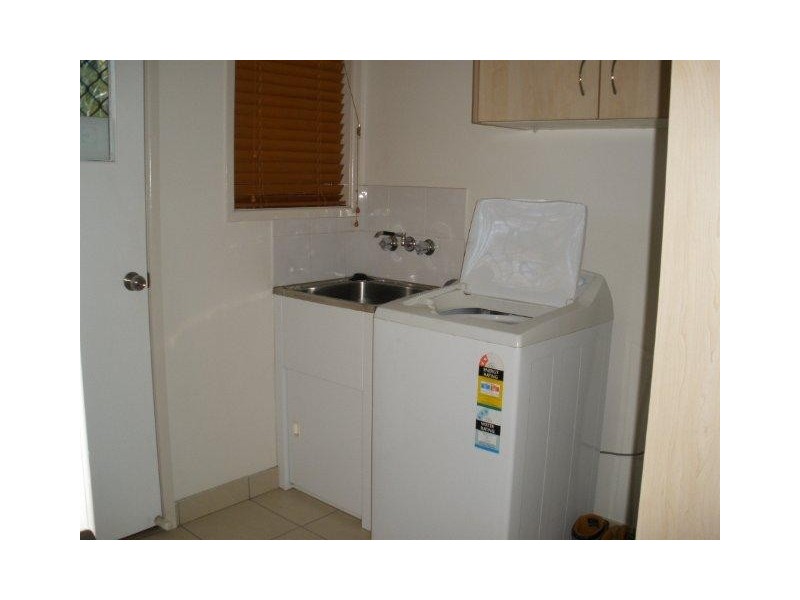 43 Littlefield Street, Blackwater QLD 4717