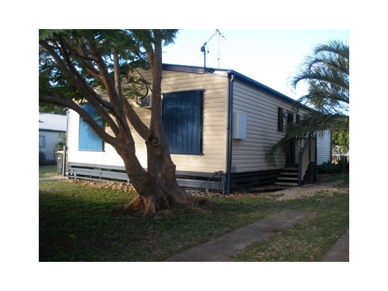 43 Littlefield Street, Blackwater QLD 4717
