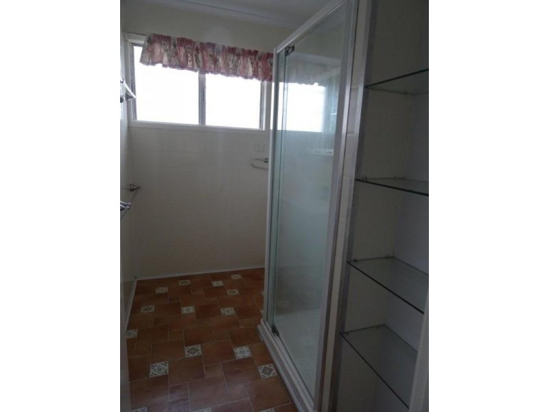 25 Long Street, Blackwater QLD 4717