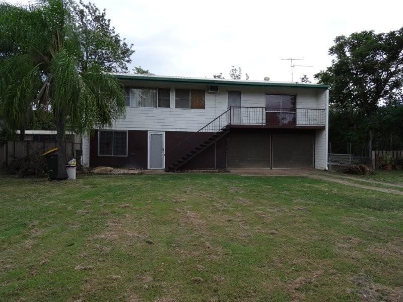 14 Conachan Street, Blackwater QLD 4717