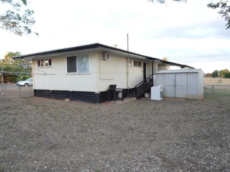32 Wey Street, Blackwater QLD 4717