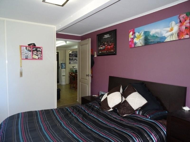 11 Bremner Street, Blackwater QLD 4717