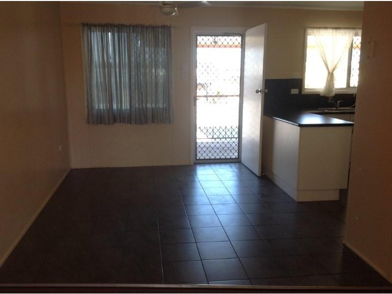 25 Lawless Street, Blackwater QLD 4717