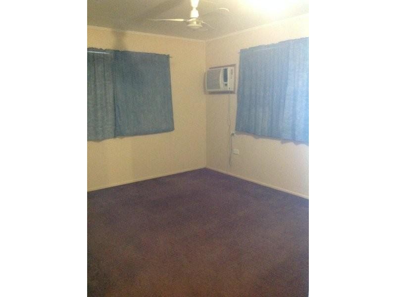 25 Lawless Street, Blackwater QLD 4717