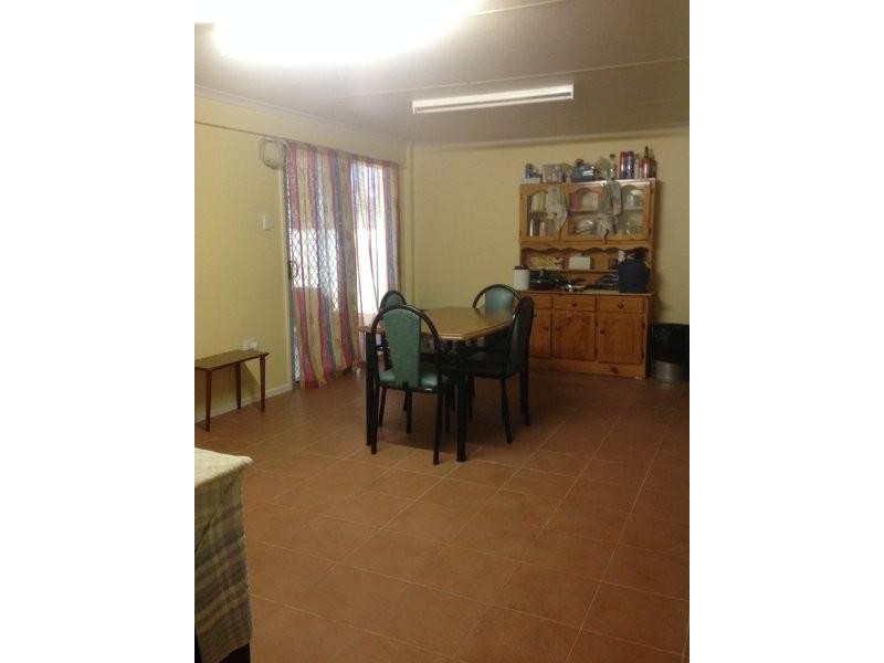 25 Lawless Street, Blackwater QLD 4717