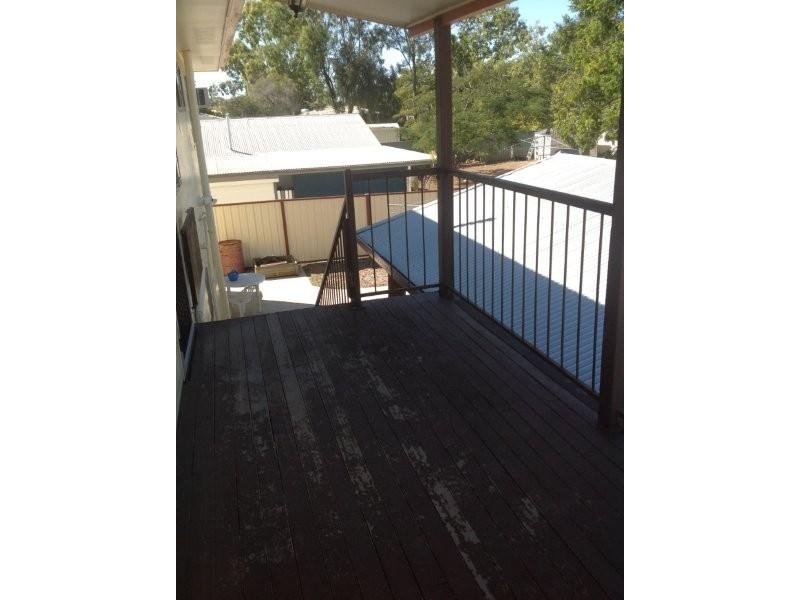 25 Lawless Street, Blackwater QLD 4717