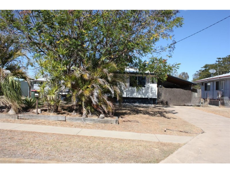 49 Wattle Street, Blackwater QLD 4717