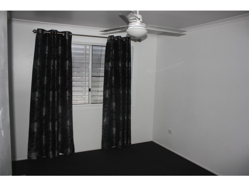 32 Acacia Street, Blackwater QLD 4717