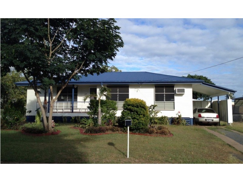 24 Long Street, Blackwater QLD 4717