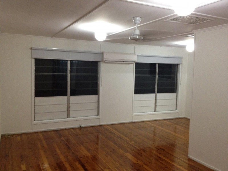 24 Long Street, Blackwater QLD 4717