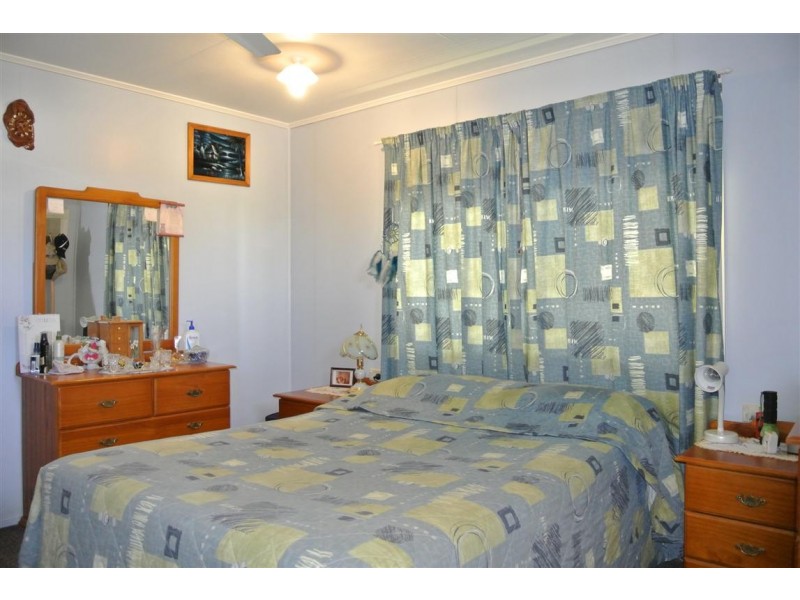 23 Arthur Street, Blackwater QLD 4717