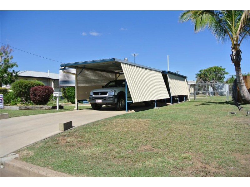 23 Arthur Street, Blackwater QLD 4717