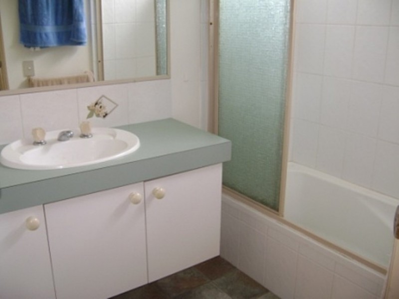 5 Mangrove Street, Blackwater QLD 4717