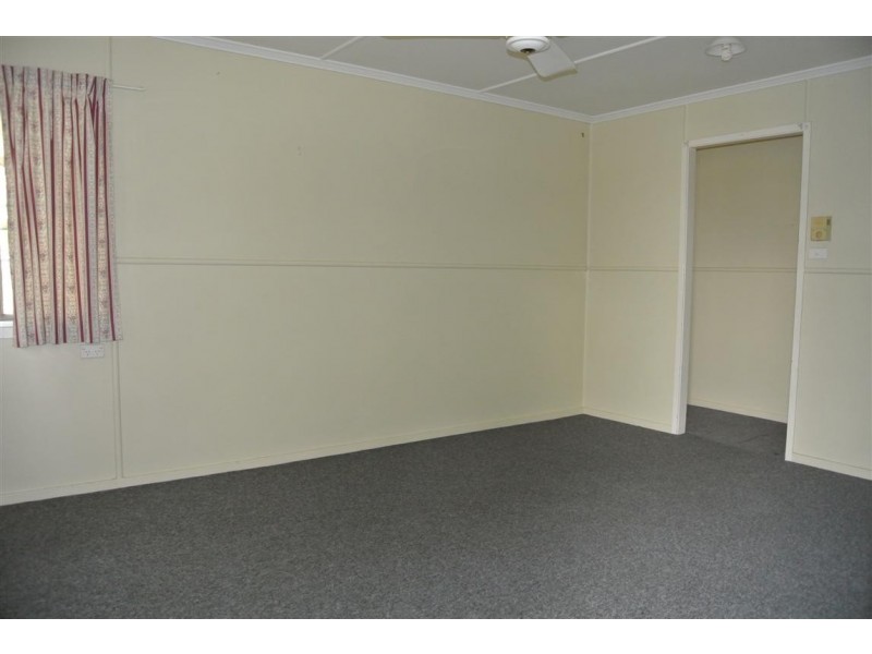 14 Seeman  Street, Blackwater QLD 4717