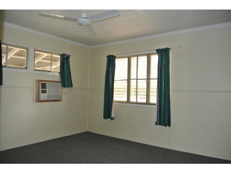14 Seeman  Street, Blackwater QLD 4717