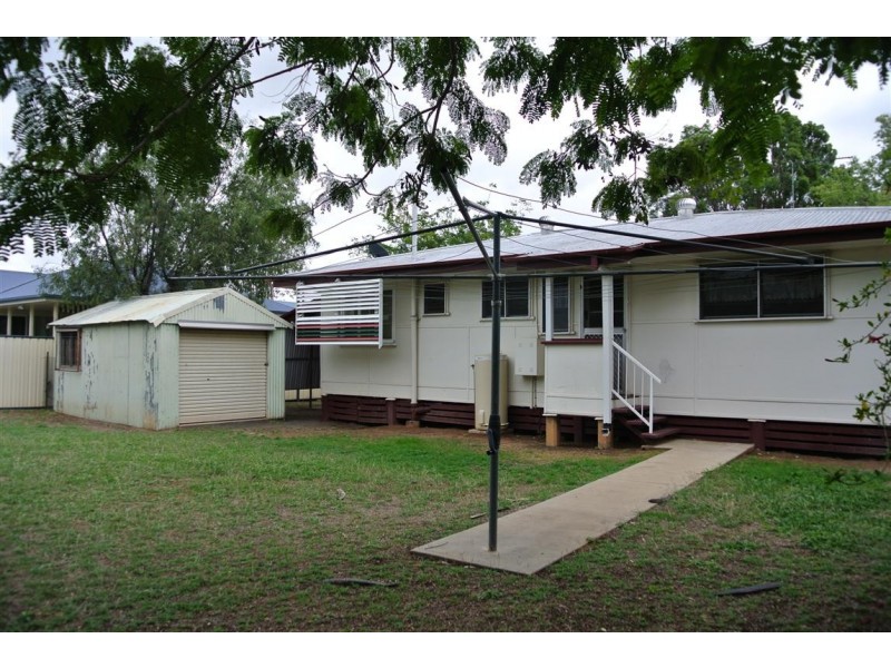 14 Seeman  Street, Blackwater QLD 4717