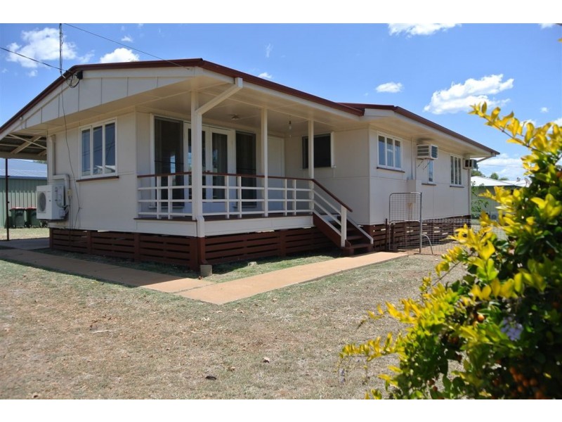 24 Sandalwood Street, Blackwater QLD 4717