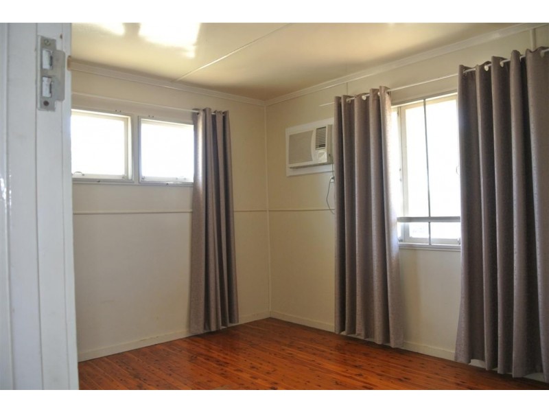 24 Sandalwood Street, Blackwater QLD 4717