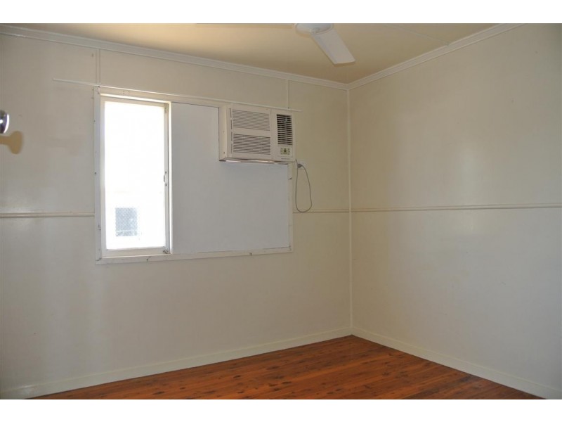 24 Sandalwood Street, Blackwater QLD 4717