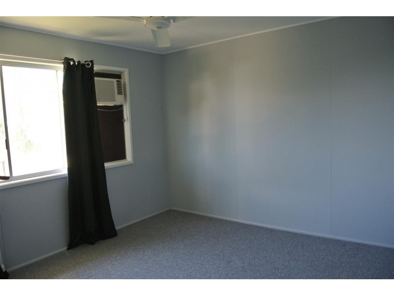 37 Arthur Street, Blackwater QLD 4717