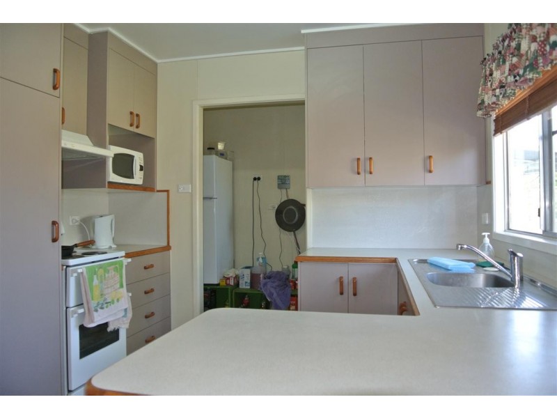 3 Ironbark Street, Blackwater QLD 4717