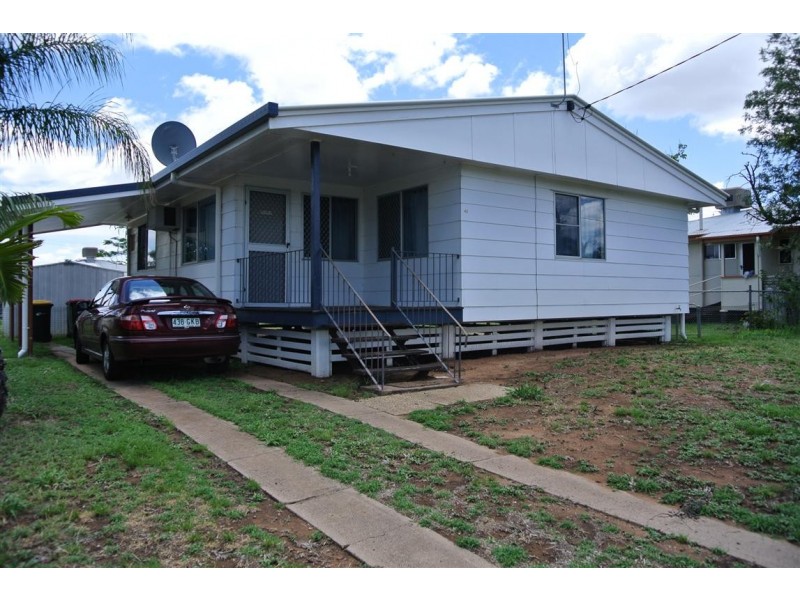 46 Acacia Street, Blackwater QLD 4717