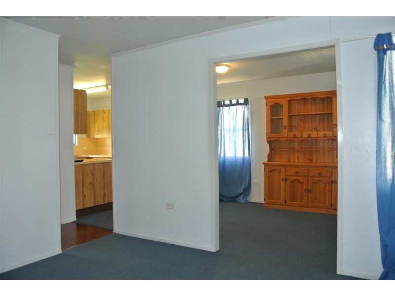 46 Acacia Street, Blackwater QLD 4717
