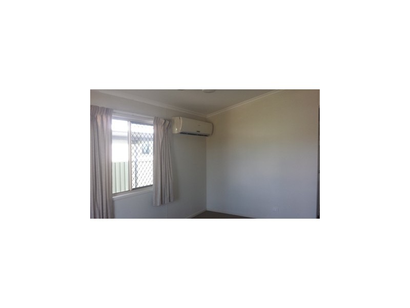 9 Columba Street, Blackwater QLD 4717