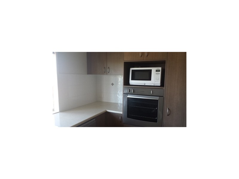 9 Columba Street, Blackwater QLD 4717