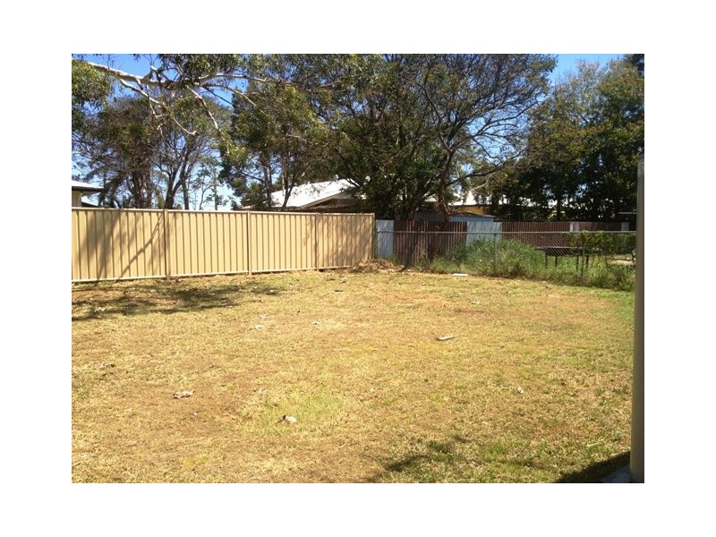 11 Oliffe Street, Blackwater QLD 4717