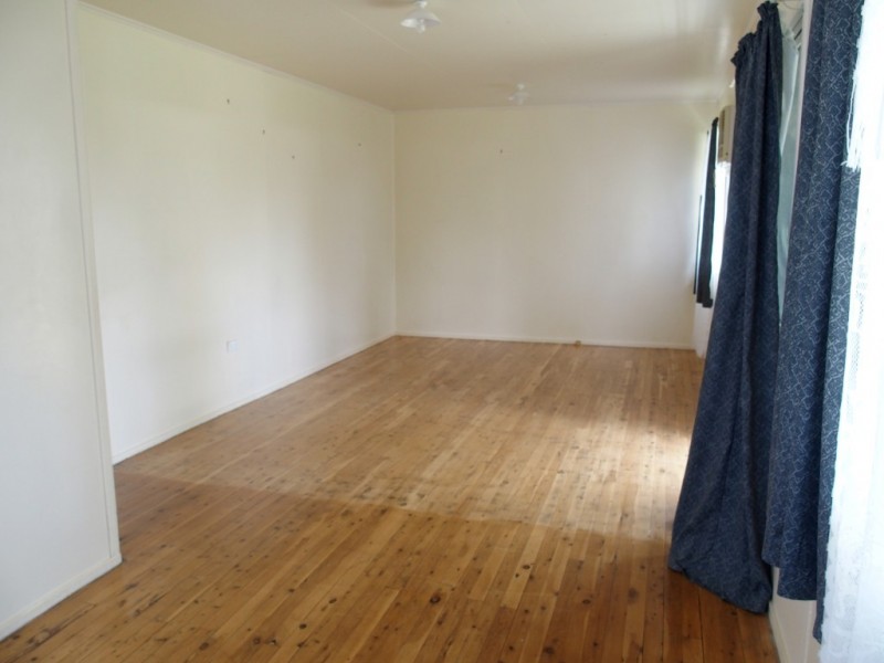 11 Eucalyptus Street, Blackwater QLD 4717