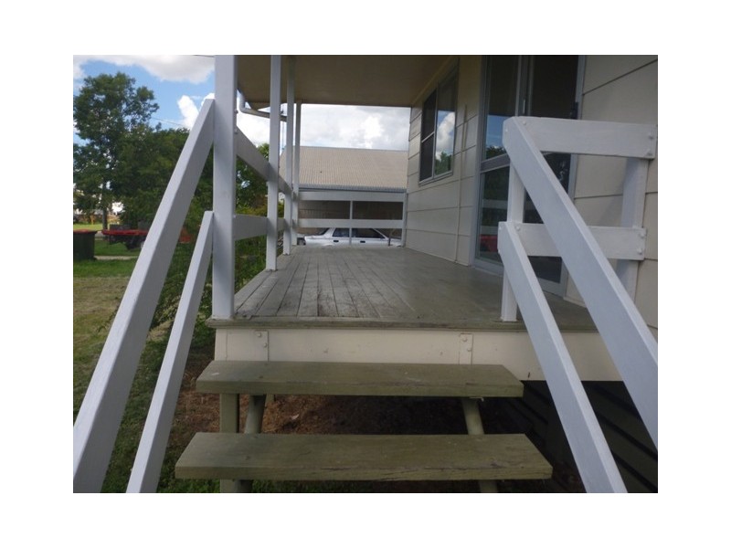 11 Eucalyptus Street, Blackwater QLD 4717