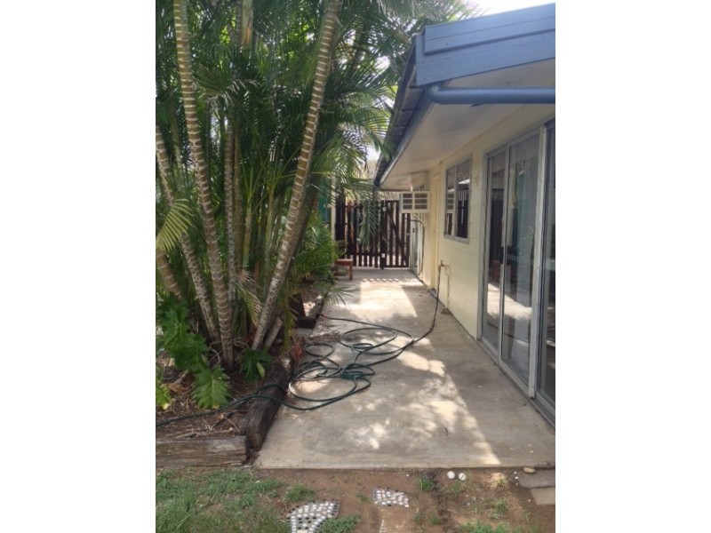 50 Stower Street, Blackwater QLD 4717