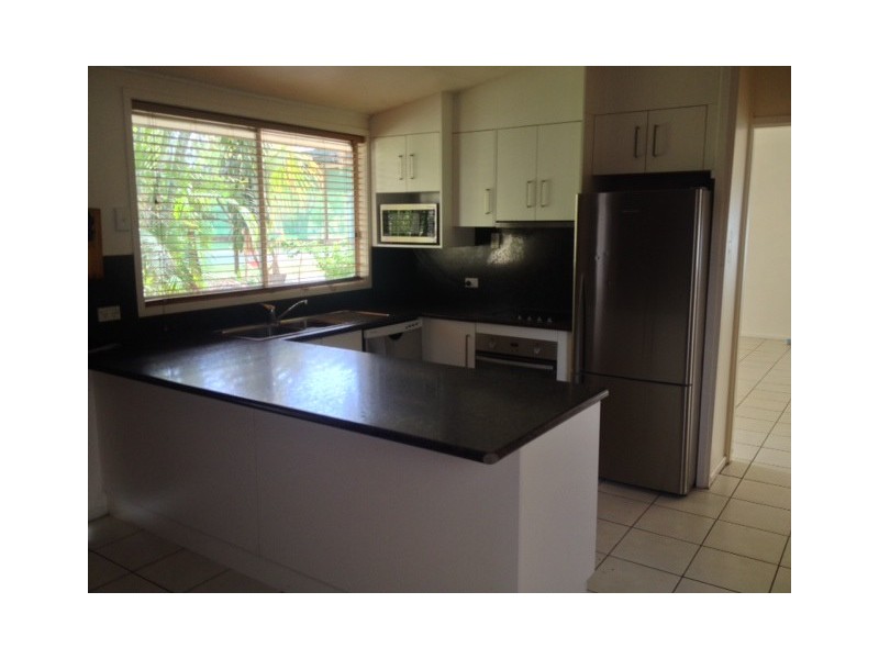 50 Stower Street, Blackwater QLD 4717