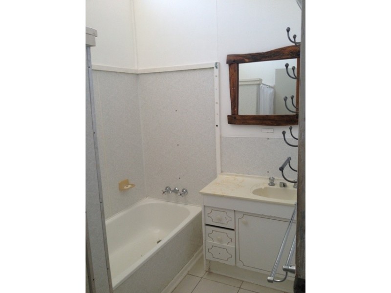 50 Stower Street, Blackwater QLD 4717