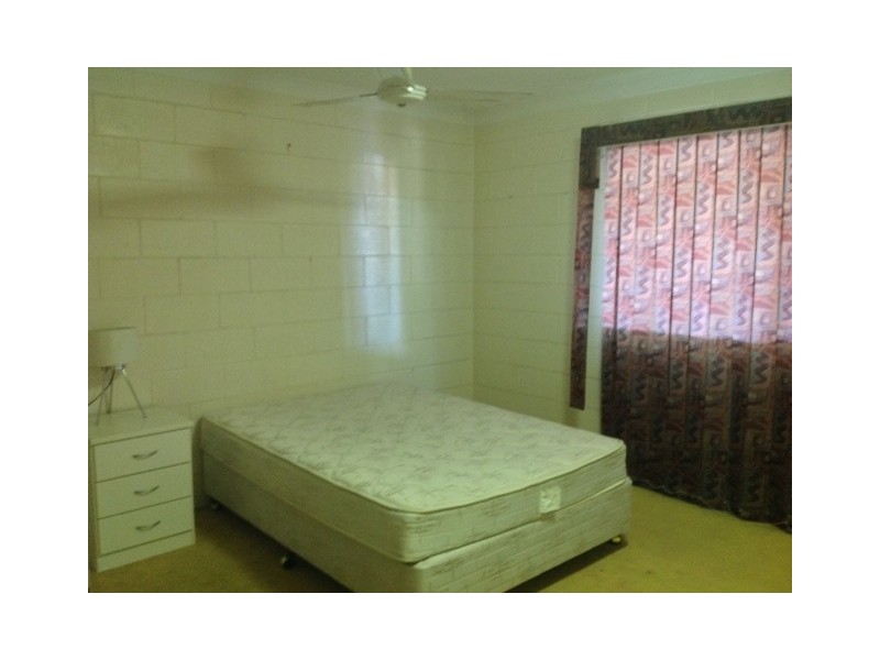 18  WILGA STREET, Blackwater QLD 4717