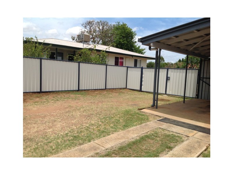 24 Yellowwood Street, Blackwater QLD 4717