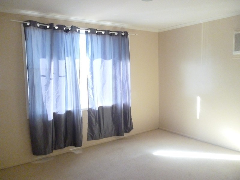 25 Fig St, Blackwater QLD 4717