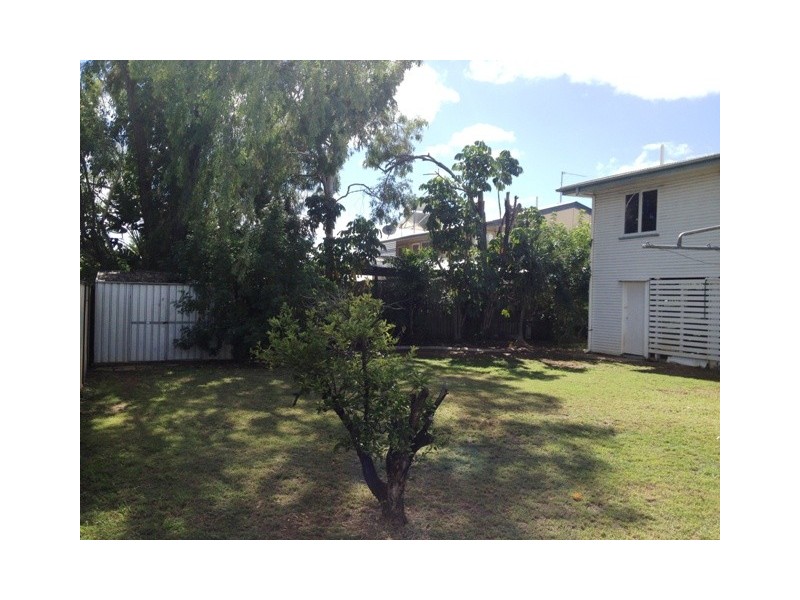 14 Yellowwood Street, Blackwater QLD 4717