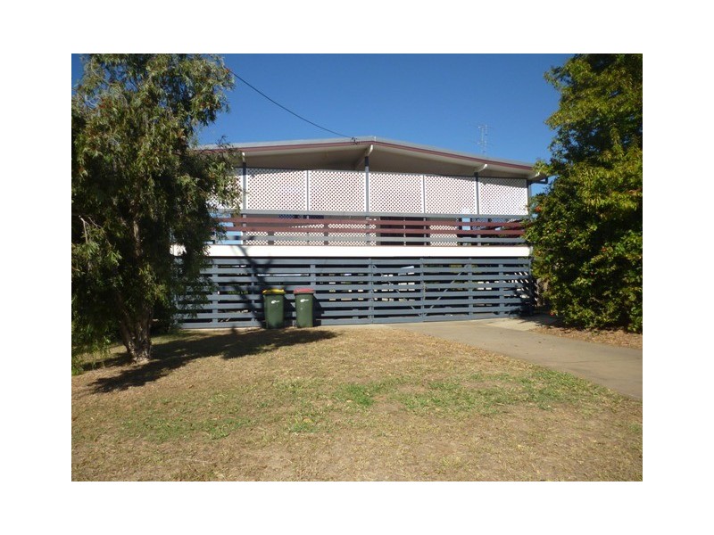 39 Arthur Street, Blackwater QLD 4717