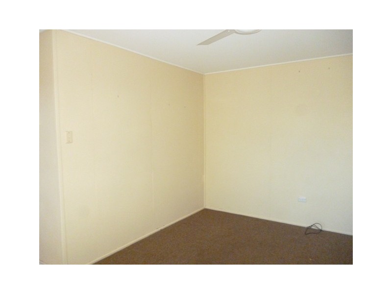 39 Arthur Street, Blackwater QLD 4717