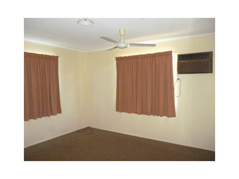 39 Arthur Street, Blackwater QLD 4717