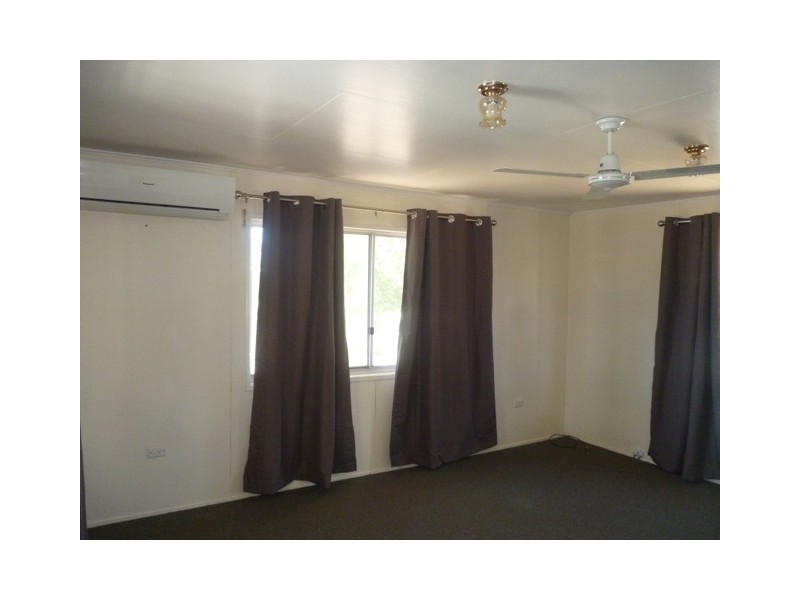 81 Bauman Way, Blackwater QLD 4717