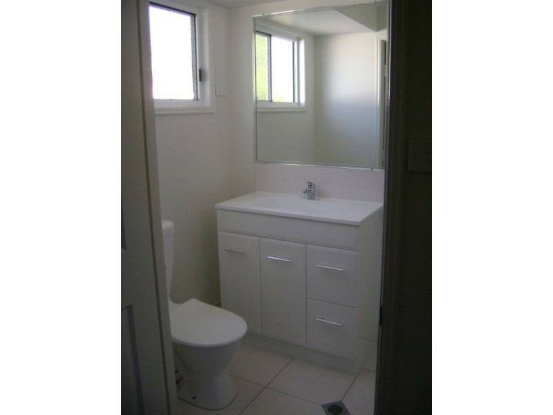 20 Fay Street, Blackwater QLD 4717