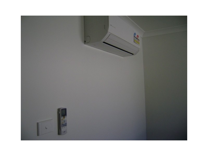 20 Fay Street, Blackwater QLD 4717