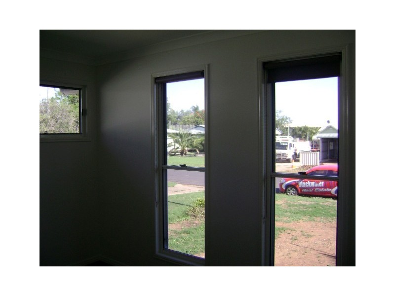 20 Fay Street, Blackwater QLD 4717